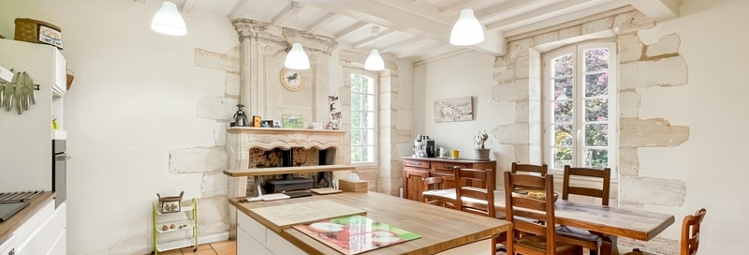 Commerce 7 Pièces 255 m² à vendre à Cursan (33670)