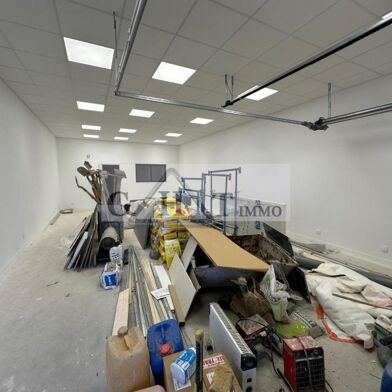 Local industriel  1899 €