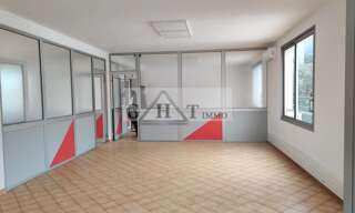 Bureau  175 m² à louer à Grasse (06130)