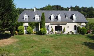 Maison 7 Pièces 316 m² à vendre à Nay (64800)