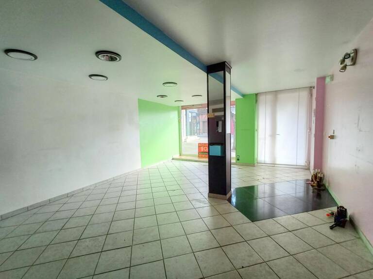 Local commercial au coeur de Bellegarde (45270) — photo 1