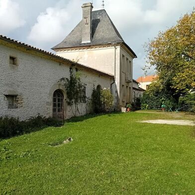 Maison 1 pièces 75590 €