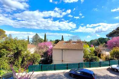 Appartement 5 pièces 220000 €