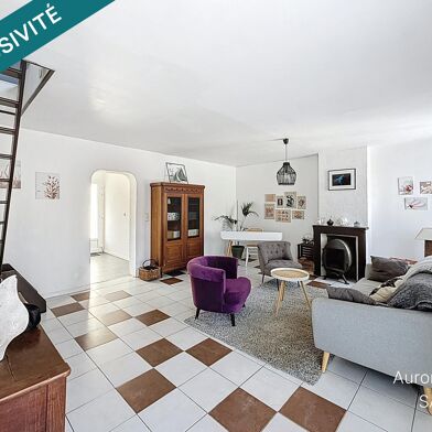 Maison 1 pièces 146300 €