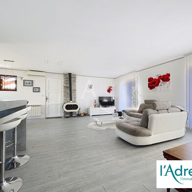 Maison 4 pièces 397000 €