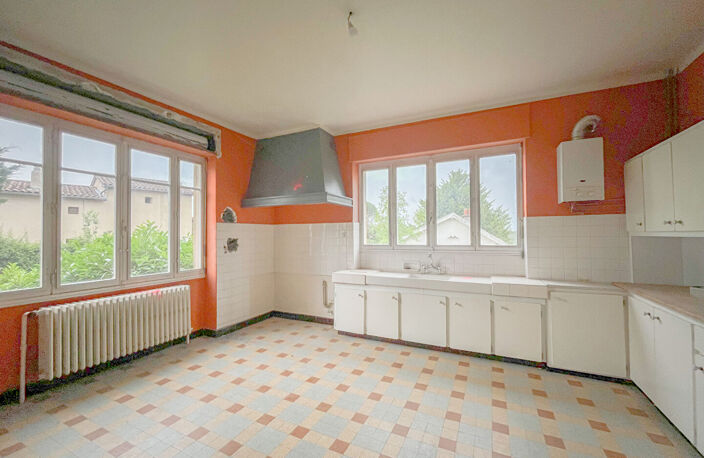 CHARBONNIERES LES BAINS - APPARTEMENT TYPE 4 — photo 5