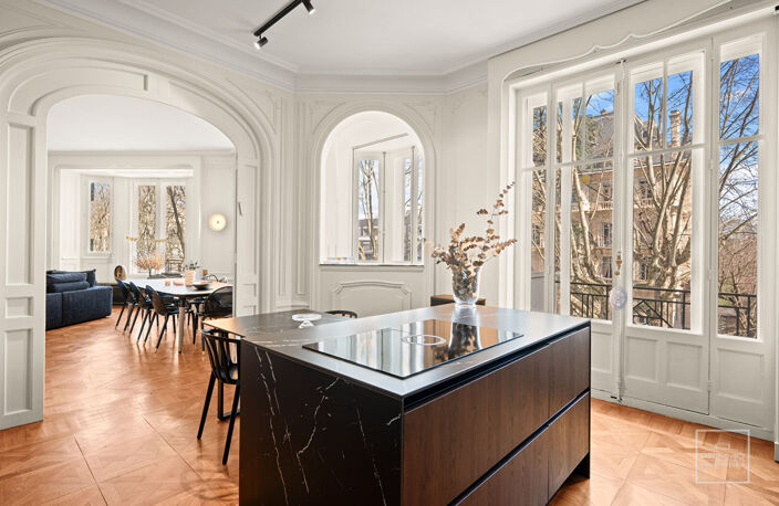 LYON 6, BD DES BELGES, 204.65m², CLIMATISÉ — photo 3