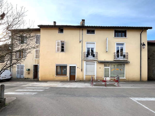 Maison de village à Gigny-sur-Suran — photo du bien