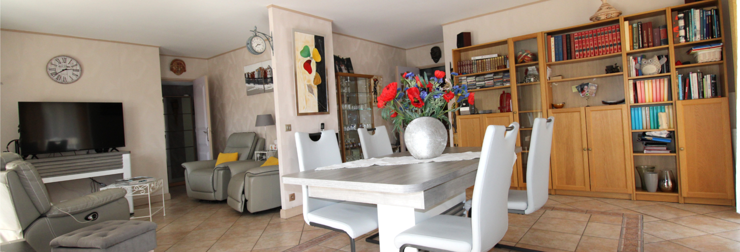 Appartement 5 Pièces 97 m² à vendre à Élancourt (78990)