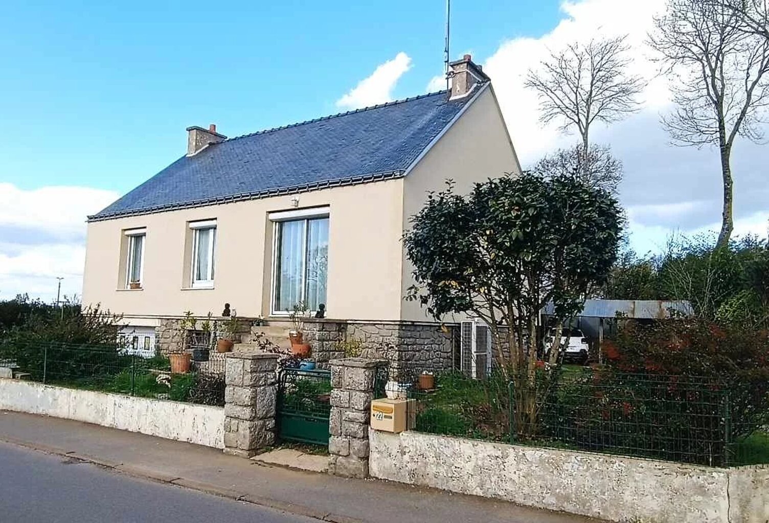 EXCLUSIVITÉ - MAISON RÉNOVÉE - EVELLYS - NAIZIN — photo 1