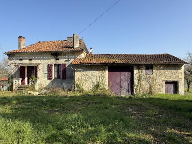 Maison à rénover — photo du bien