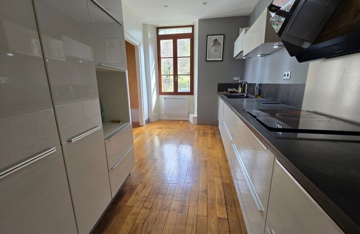 T4 — photo 3