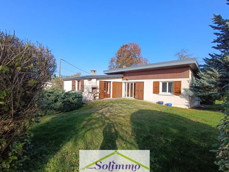 Villa — photo 1