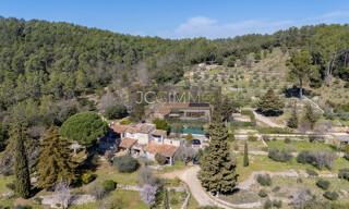 Maison 13 Pièces 350 m² à vendre à Pignans (83790)