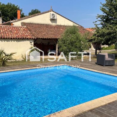 Maison 10 pièces 494000 €