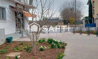 Commerce  100 m² à vendre à Mâcon (71000)