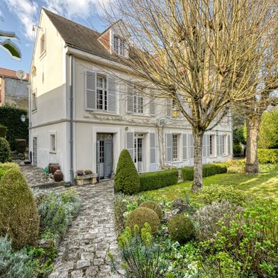 Maison 7 pièces 639000 €