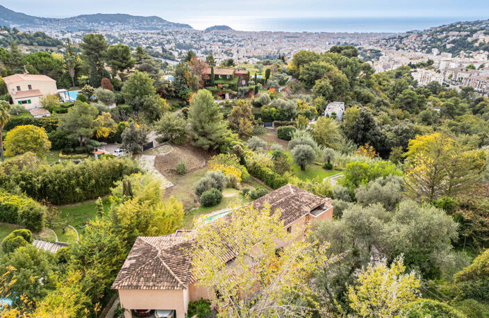 NICE GAIRAUT, VILLA ,300 m2, Terrain plat 2200 m2, piscine, — photo 4