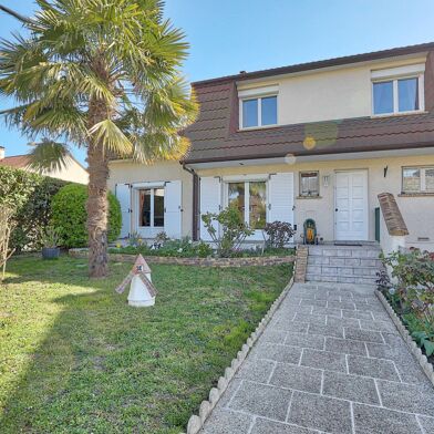 Maison 9 pièces 395000 €