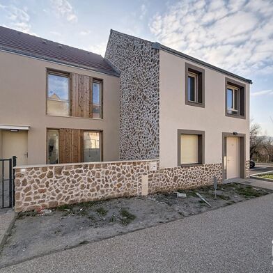 Maison 4 pièces 338920 €