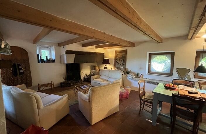 Maison en pierre de 4 pièces principales — photo 4