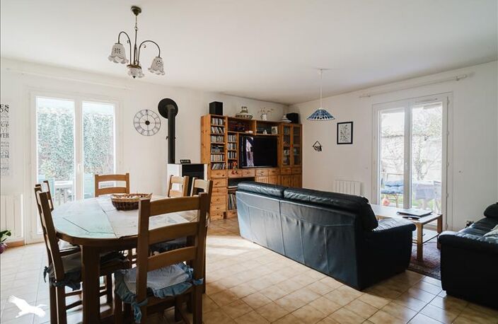 Vente maison 4 pièces 95 m² Vaulx-en-Velin (69120) — photo 4