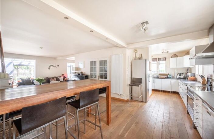 Vente maison 6 pièces 240 m² Montesson (78360) — photo 2