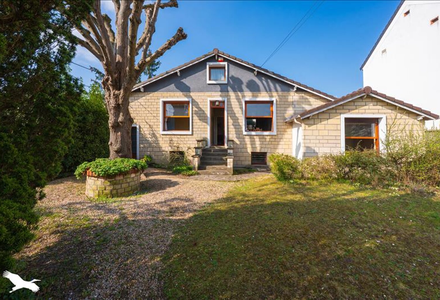 Maison en pierre de 5 pièces principales — photo 1