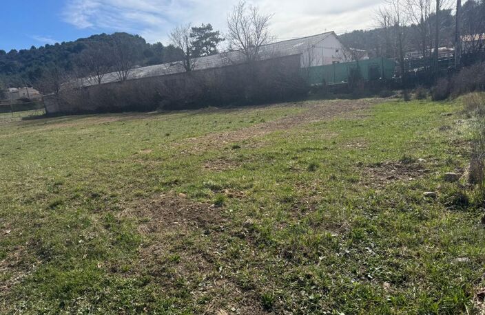 Terrain constructible (829m²) - RIEZ — photo 4