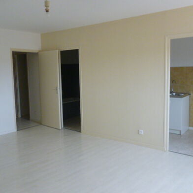 Appartement 1 pièces 390 €