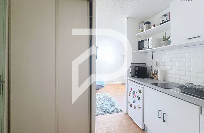 Suresnes (Parc du Château) Studio de 18m²  sans vis à vis — photo 4