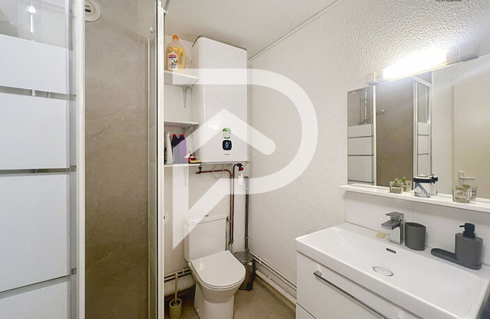 Suresnes (Parc du Château) Studio de 18m²  sans vis à vis — photo 5