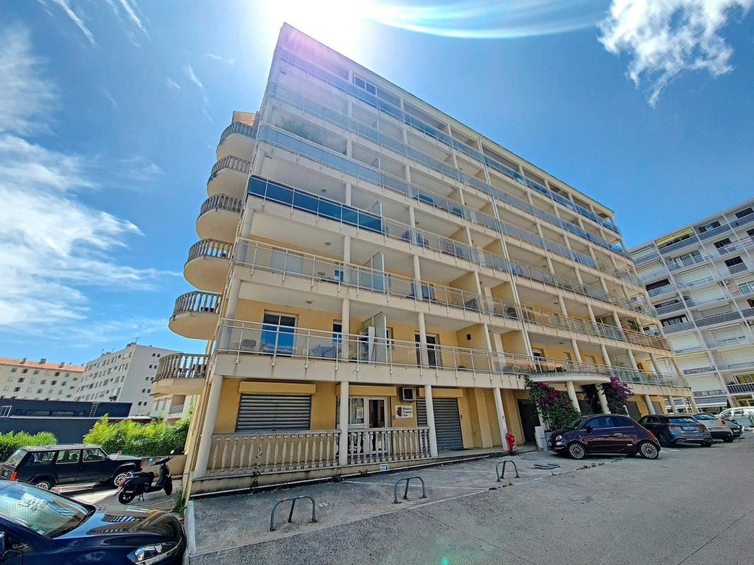 Appartement 1 pièces  à louer Ajaccio 20090