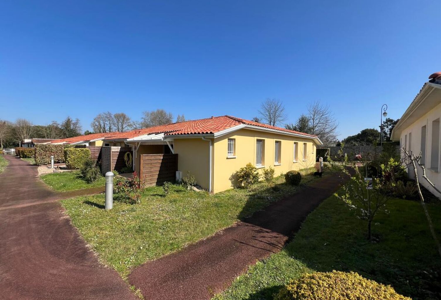 Maison À Vendre Résidence les Sénoriales Meursac 3 pièces — photo 1
