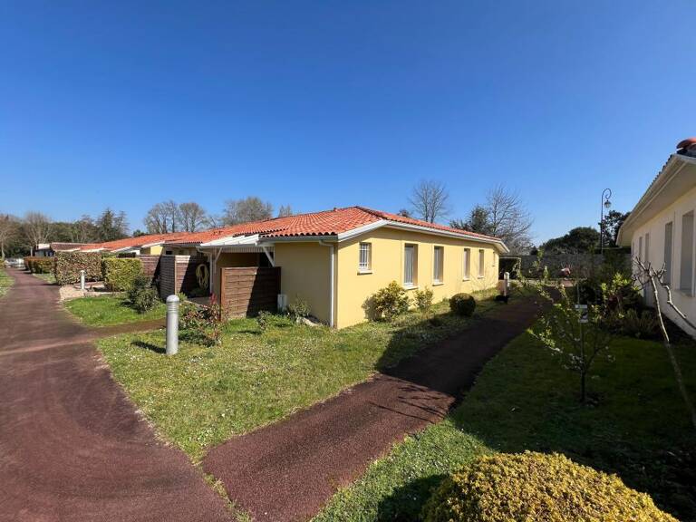 Maison À Vendre Résidence les Sénoriales Meursac 3 pièces — photo 1