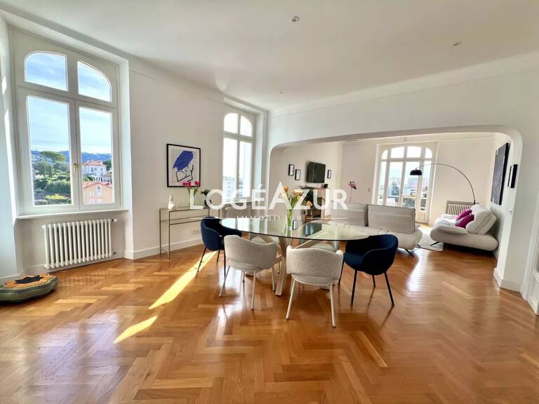 LOCATION SAISONNIERE CANNES - APPARTEMENT 4 COUCHAGES - PARKING — photo 1