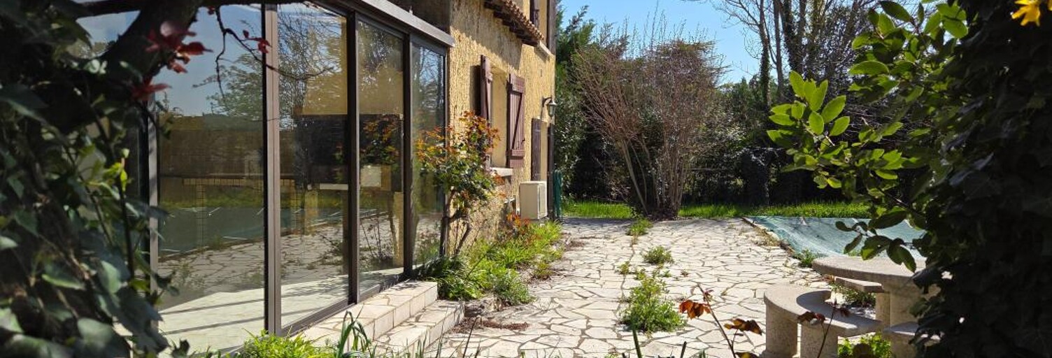 Maison 5 Pièces 102 m² à vendre à Pujaut (30131)