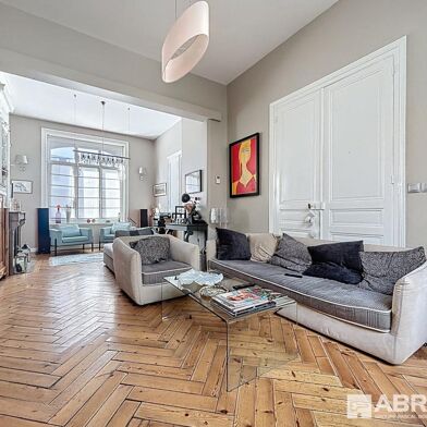 Maison 7 pièces 815000 €