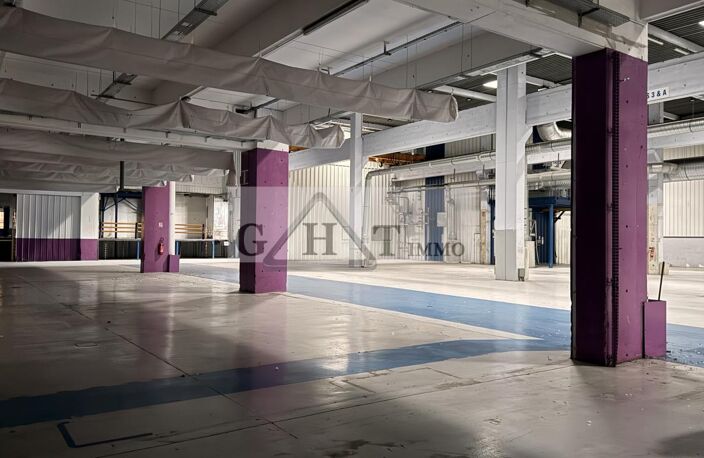 À LOUER – BÂTIMENT INDUSTRIEL 5 191 M² — photo 5
