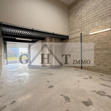 Local industriel  2530 €