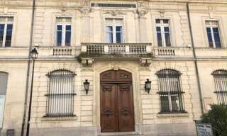 Immeuble  800 m² à vendre à Orange (84100)