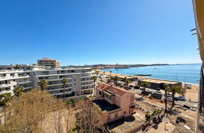 Appartement LOUE - T2 FREJUS PLAGE 39m² - VUE MER + Garage LOUE 40m² - À Vendre — photo 2
