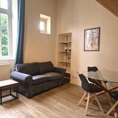 Appartement 1 pièces 560 €