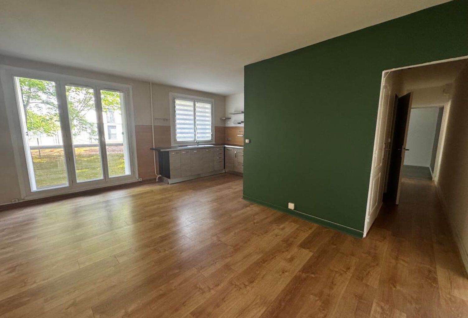 Appartement Type 4 73.2m2  - Rue Charles Péguy 51100 REIMS — photo 1