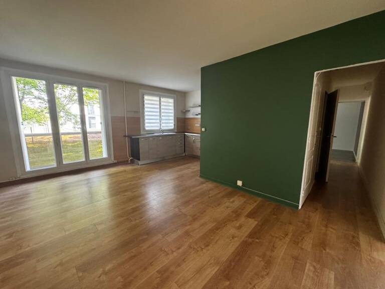 Appartement Type 4 73.2m2  - Rue Charles Péguy 51100 REIMS — photo 1