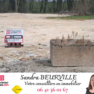 Terrain  81000 €