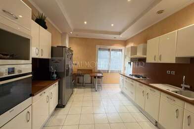 Appartement 4 pièces 299000 €