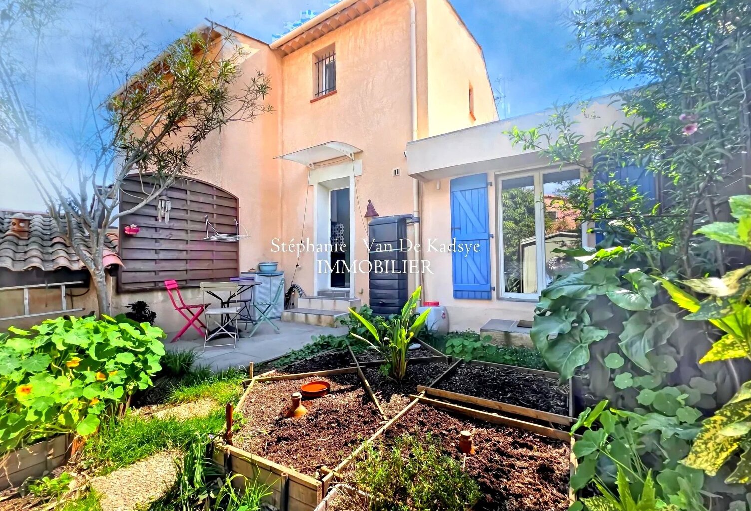 Maison  - 72m²  -  2 chambres -  jardin . — photo 1
