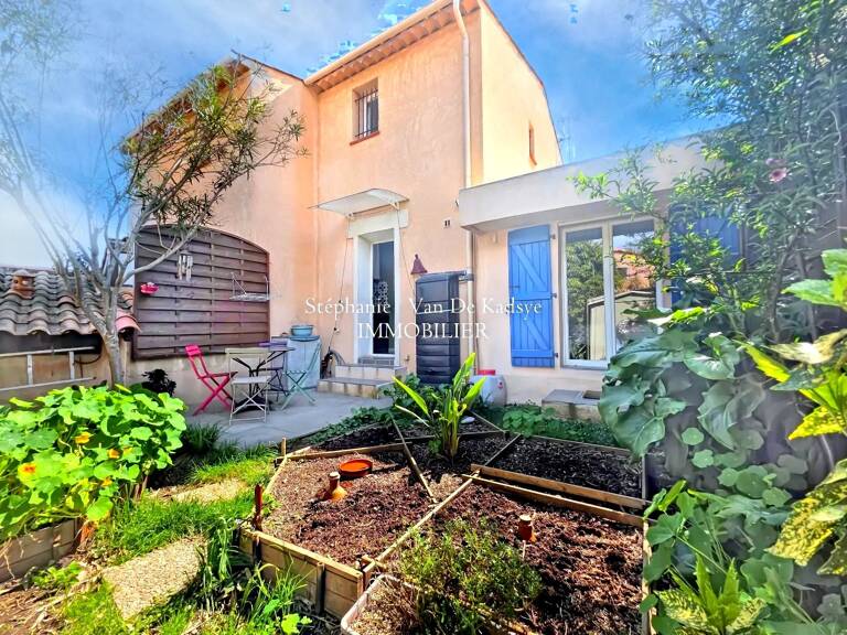 Maison  - 72m²  -  2 chambres -  jardin . — photo 1
