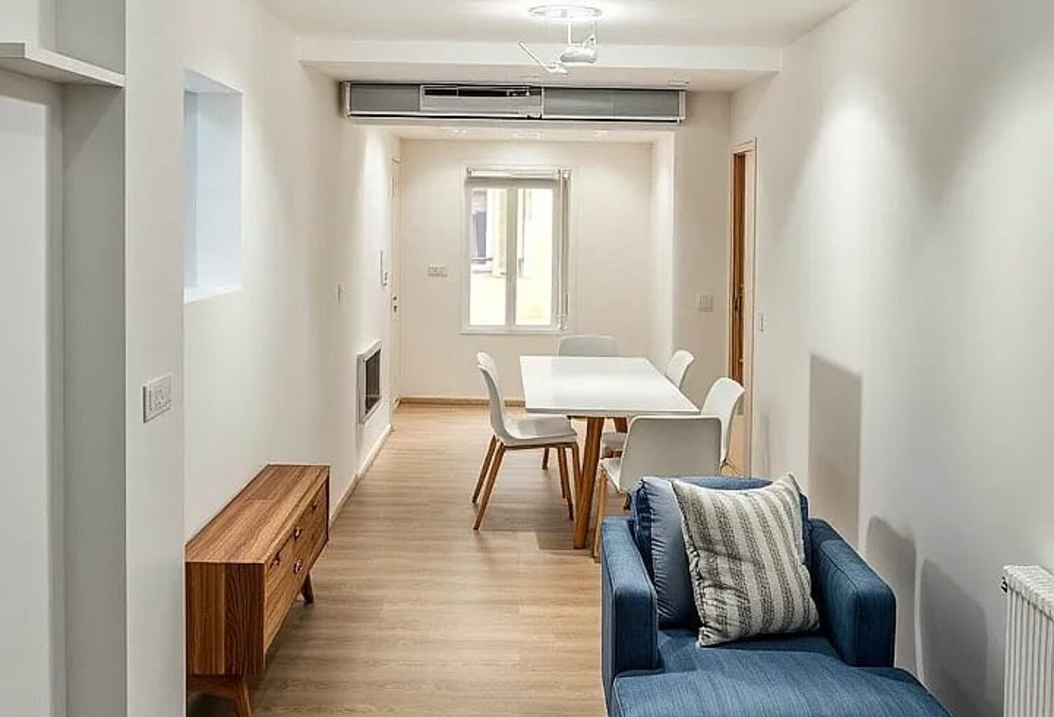 À VENDRE   T2 Traversant de 42 m2 en Plein Coeur du Panier — photo 1
